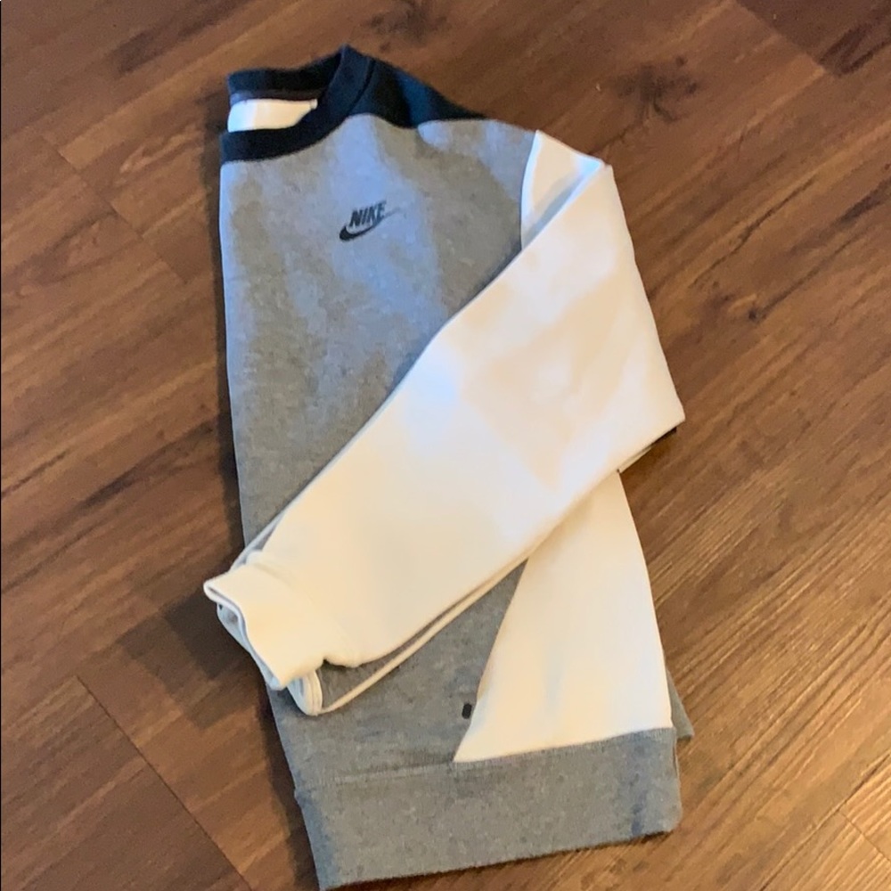Nike sweatshirt, small, hardly worn